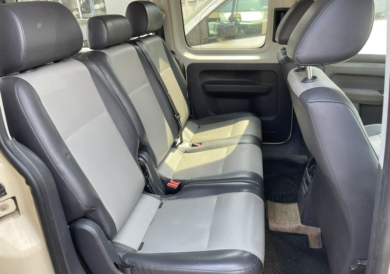 Легковий автомобіль Volkswagen Caddy III Caddy do przewozu Niepełnosprawnych inwalida rampa 2015: фото 8