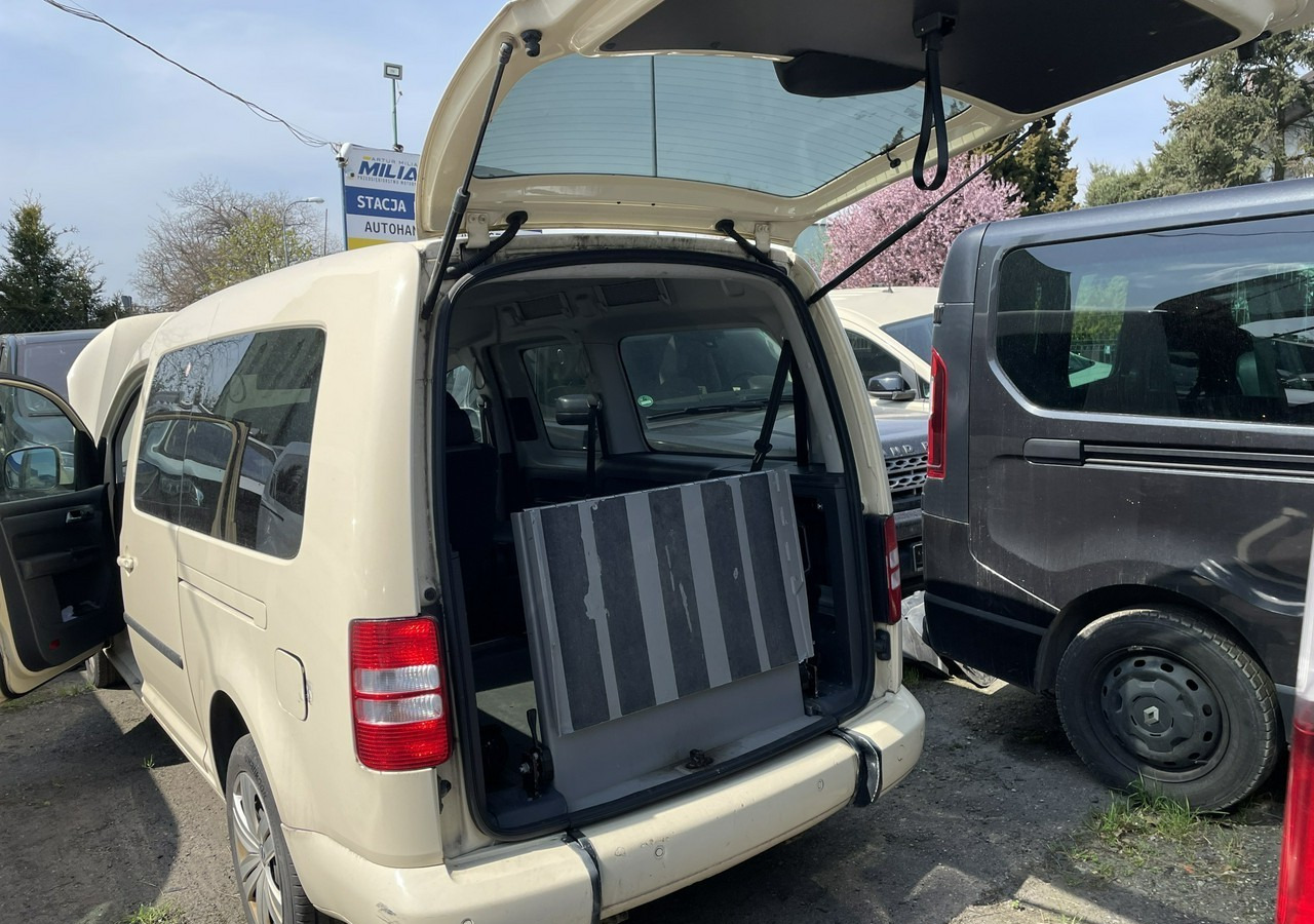 Легковий автомобіль Volkswagen Caddy III Caddy do przewozu Niepełnosprawnych inwalida rampa 2015: фото 14