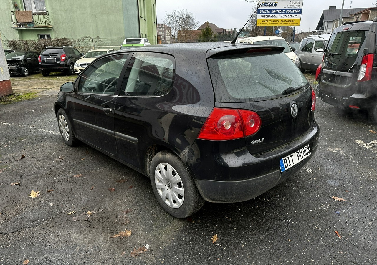 Volkswagen Golf V Golf V 1,4-80KM Klima 2007 - Хетчбек: фото 5 Volkswagen Golf V Golf V 1,4-80KM Klima 2007 - Хетчбек: фото 5