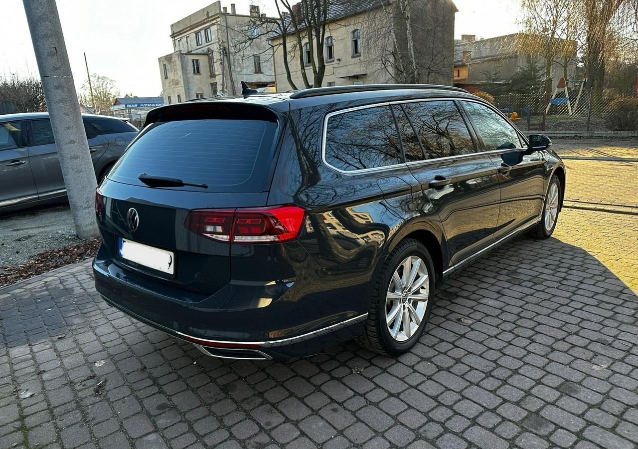Volkswagen Passat B8 GTE 1.4TSI 218KM Hybryda Plug-in zasięg 50km Panorama*Navi*Skóra*FV2 - Легковий автомобіль: фото 5 Volkswagen Passat B8 GTE 1.4TSI 218KM Hybryda Plug-in zasięg 50km Panorama*Navi*Skóra*FV2 - Легковий автомобіль: фото 5