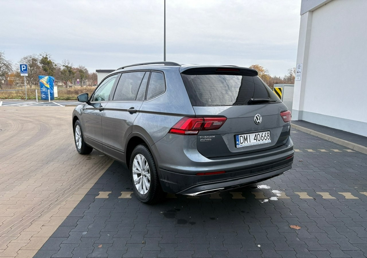 Volkswagen Tiguan II 1,4TSI 150KM 65tyśkm 7osobowy Comfort Tempomat ACC Klima Alu 2018 - Позашляховик: фото 4 Volkswagen Tiguan II 1,4TSI 150KM 65tyśkm 7osobowy Comfort Tempomat ACC Klima Alu 2018 - Позашляховик: фото 4