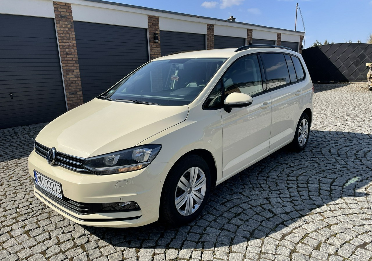 Volkswagen Touran III 2.0 TDI DSG Automat 7osobowy 2020 - Легковий автомобіль: фото 1 Volkswagen Touran III 2.0 TDI DSG Automat 7osobowy 2020 - Легковий автомобіль: фото 1