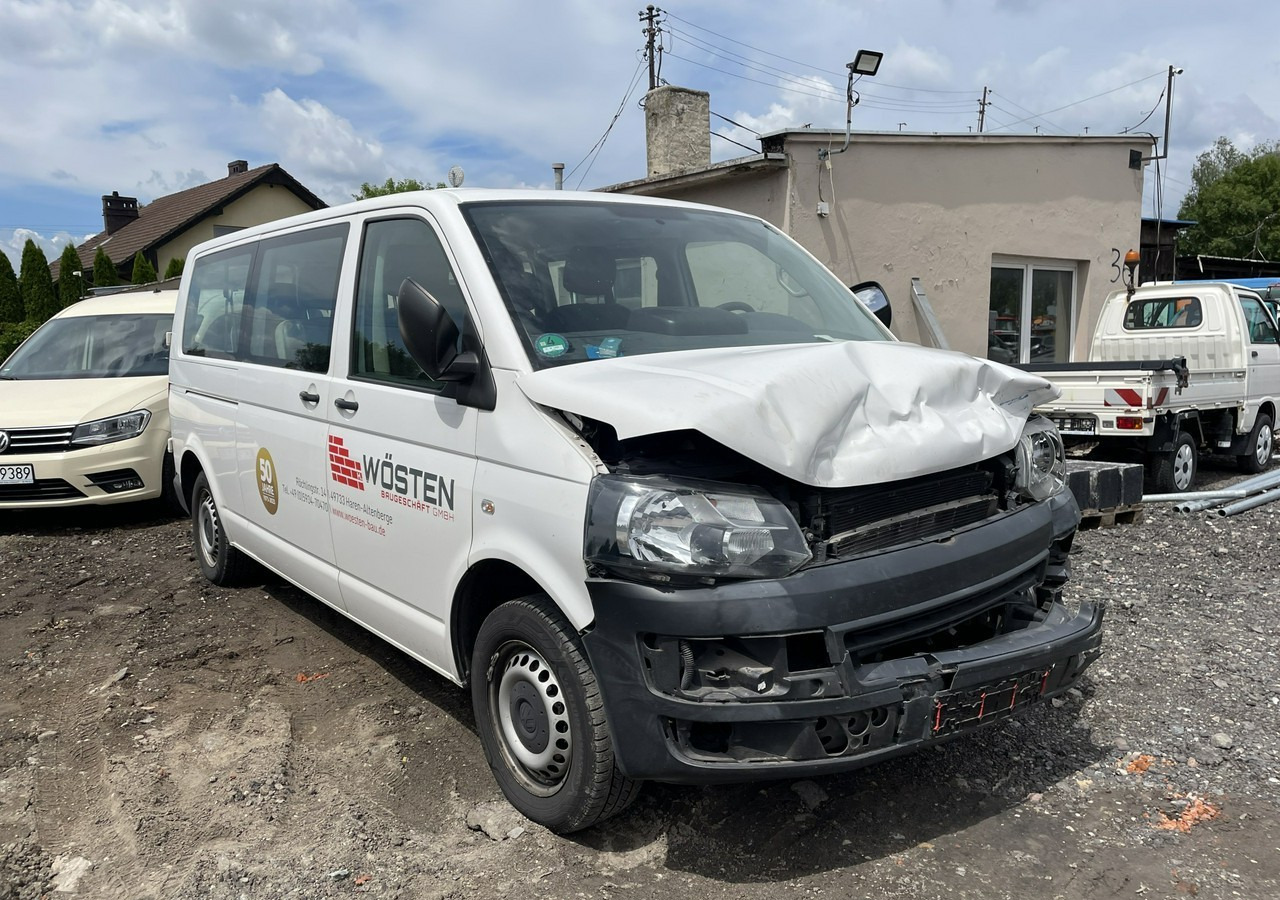 Volkswagen Transporter T5 Volkswagen Transporter Long 2.0-140KM 9-osobowy Model 2015 - Легковий автомобіль: фото 1 Volkswagen Transporter T5 Volkswagen Transporter Long 2.0-140KM 9-osobowy Model 2015 - Легковий автомобіль: фото 1