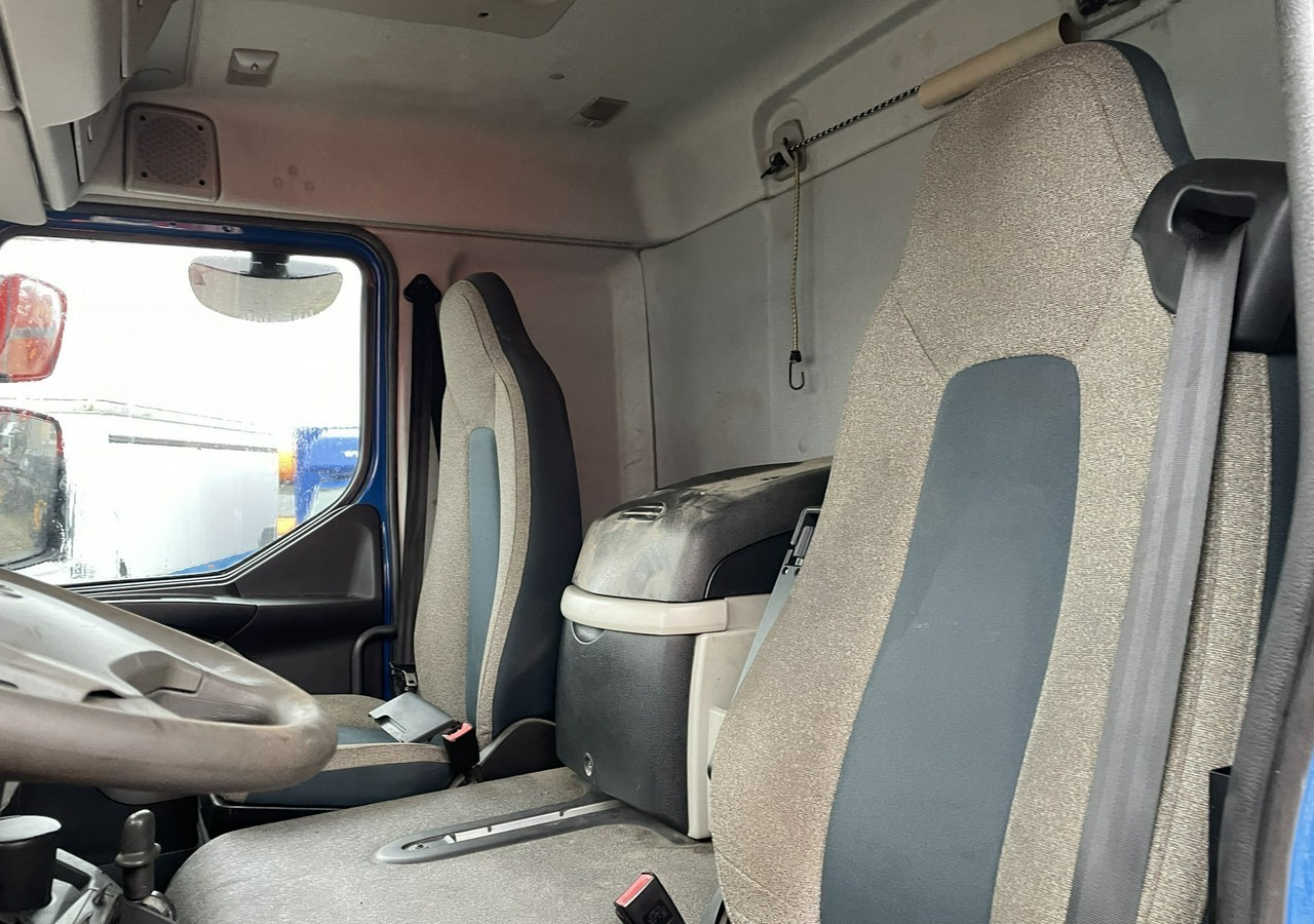 Interior photo 2: Вантажівка шасі Volvo Inny Volvo Volvo FLB3C-280 Rama Klima 16000DMC 2016r EURO 6