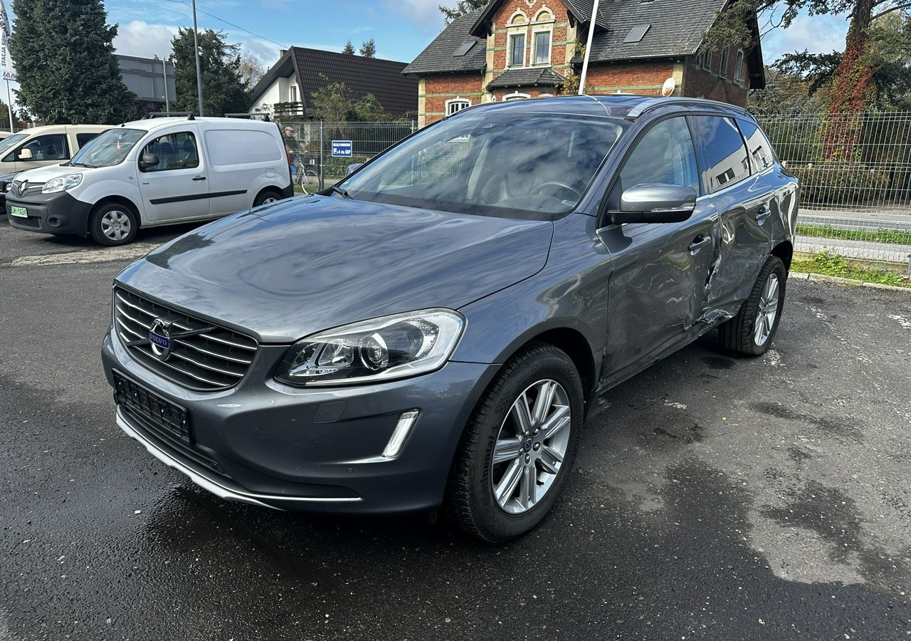 Volvo XC60 I Volvo XC 60 D4AWD Bogate wyposażenie 2017 - Позашляховик: фото 2 Volvo XC60 I Volvo XC 60 D4AWD Bogate wyposażenie 2017 - Позашляховик: фото 2