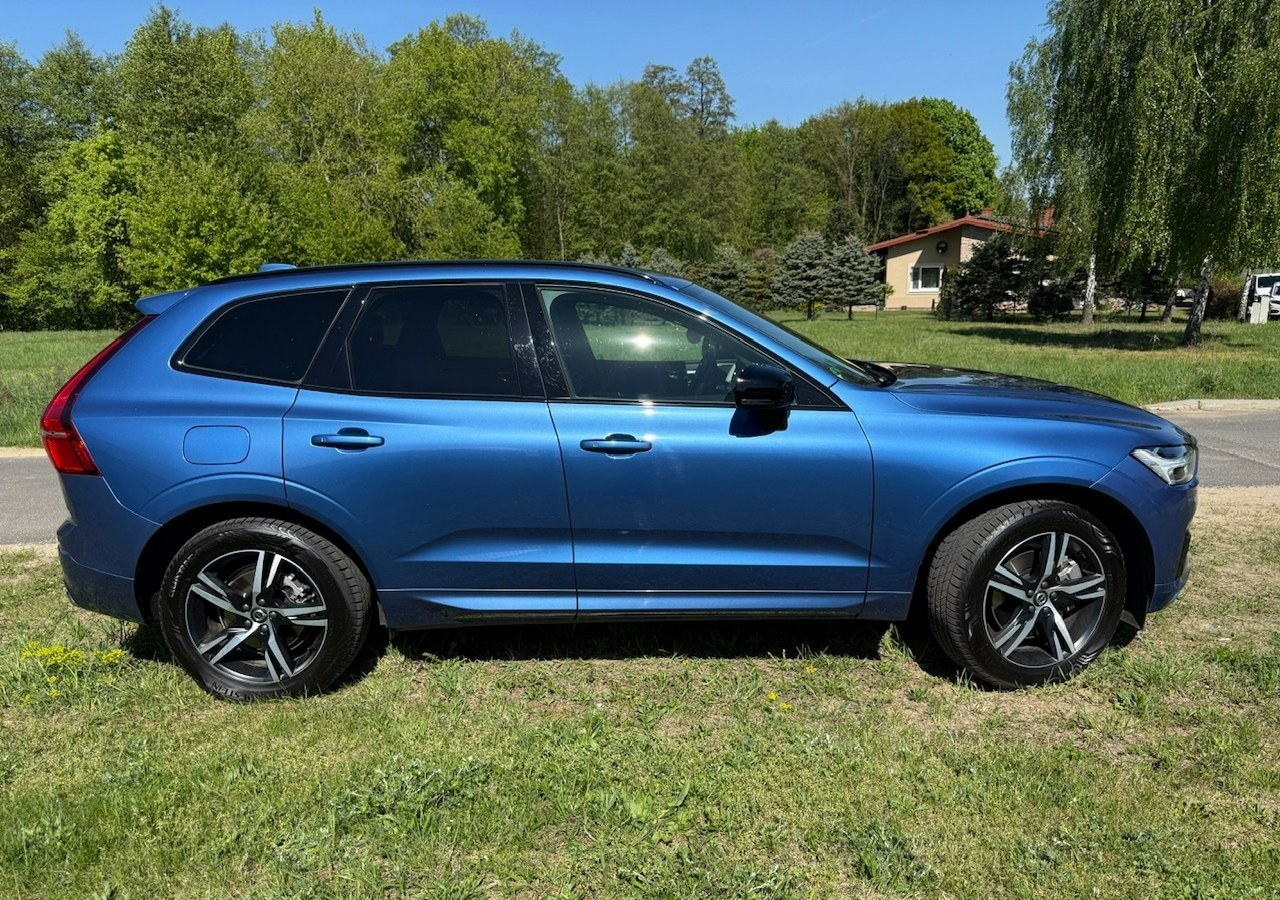 Volvo XC60 II XC60 R-design 2.0D5 235KM Automat Navi Kamery360 Panorama HAK Harman - Позашляховик: фото 2 Volvo XC60 II XC60 R-design 2.0D5 235KM Automat Navi Kamery360 Panorama HAK Harman - Позашляховик: фото 2
