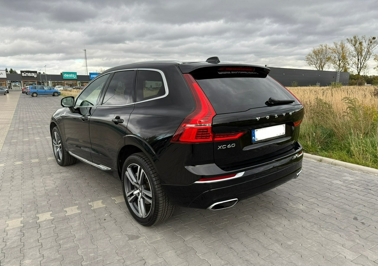 Volvo XC60 II XC60 Recharge Hybryda Plug-in 2.0T8 390KM Inscription Faktura Vat 23 - Позашляховик: фото 4 Volvo XC60 II XC60 Recharge Hybryda Plug-in 2.0T8 390KM Inscription Faktura Vat 23 - Позашляховик: фото 4
