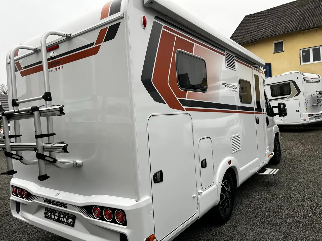 Weinsberg CaraCompact 600 MEG Pepper Mietwagen Verfügbar - Напівінтегрований автобудинок: фото 5 Weinsberg CaraCompact 600 MEG Pepper Mietwagen Verfügbar - Напівінтегрований автобудинок: фото 5