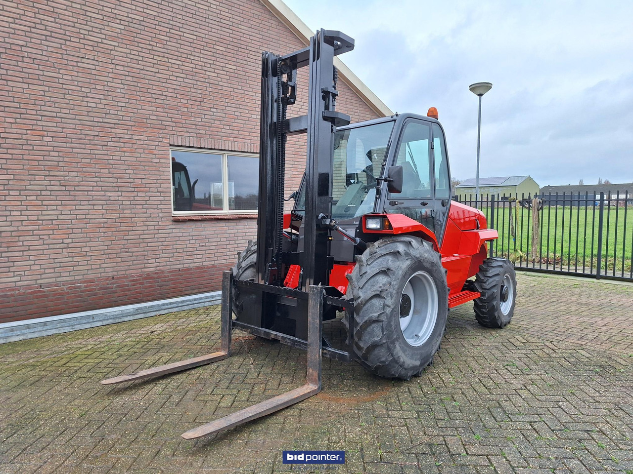Manitou 30-4 4x4 - Дизельний навантажувач: фото 1 Manitou 30-4 4x4 - Дизельний навантажувач: фото 1