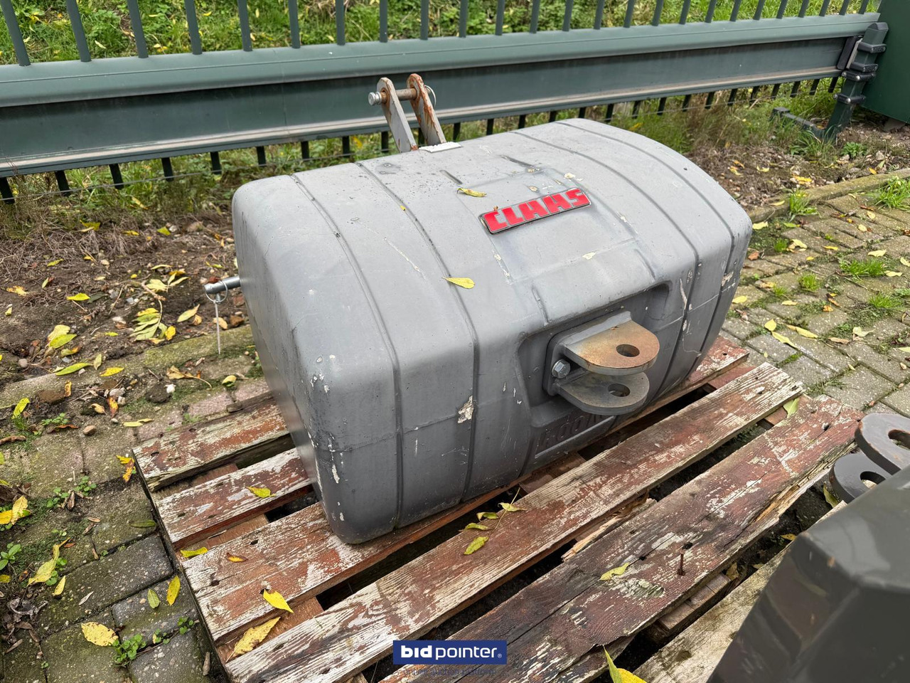 Frontgewicht - beton gewicht - Навісне обладнання в категорії Трактори: фото 1 Frontgewicht - beton gewicht - Навісне обладнання в категорії Трактори: фото 1