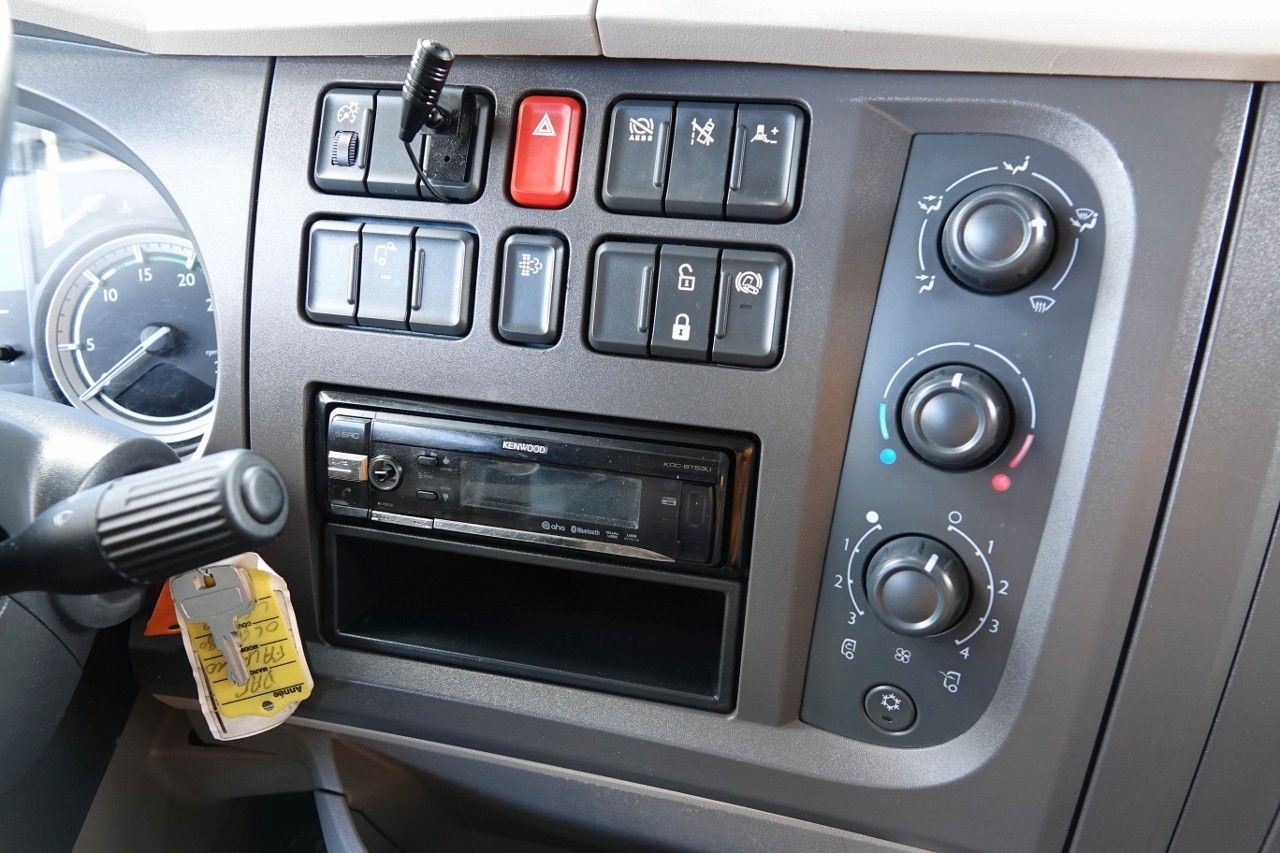 Вантажівка з закритим кузовом DAF LF 210 / KONTENER - 7 M / SOLÓWKA / WINDA DHOLLA: фото 15 Вантажівка з закритим кузовом DAF LF 210 / KONTENER - 7 M / SOLÓWKA / WINDA DHOLLA: фото 15