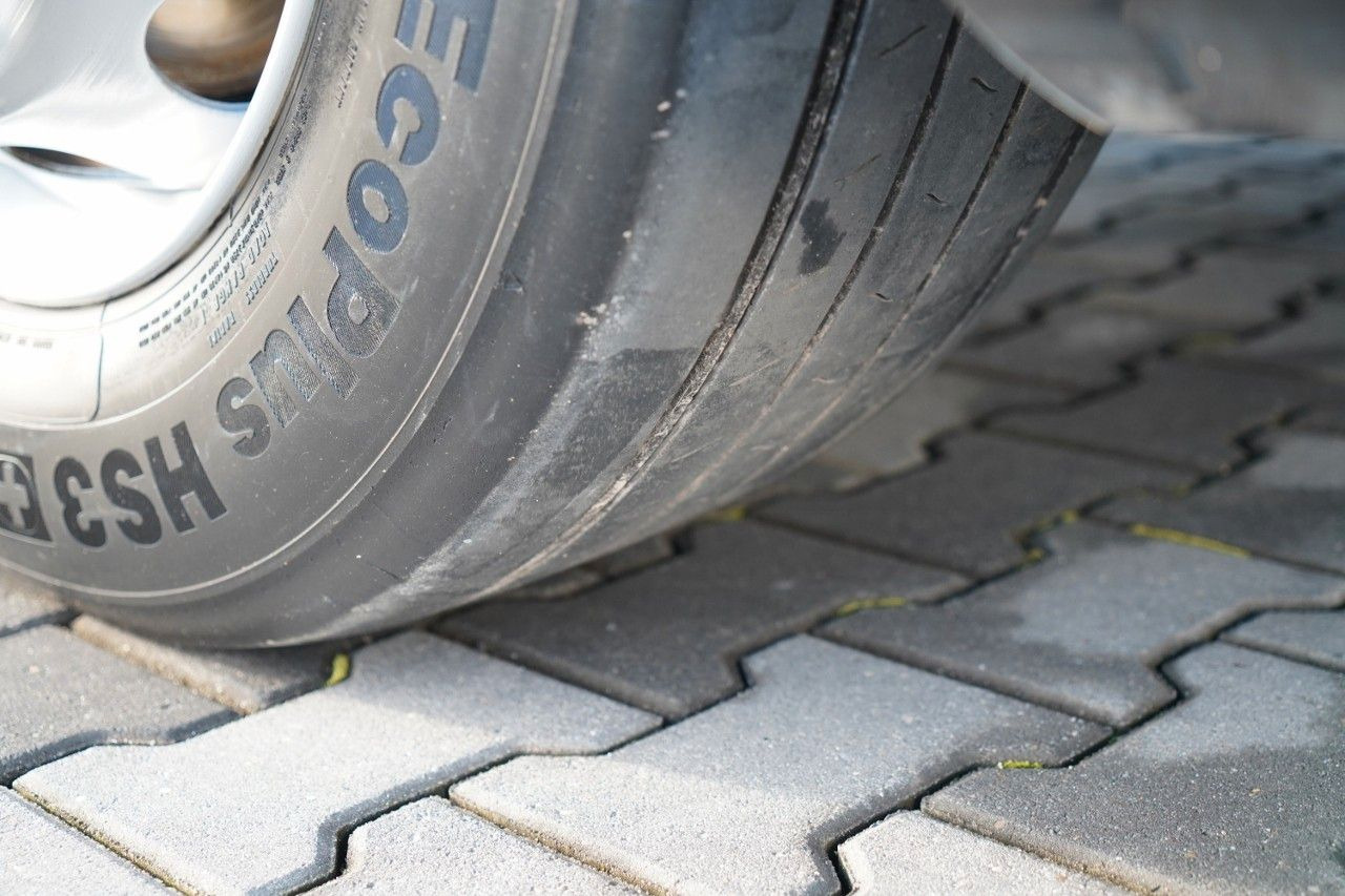 Контейнеровоз/ Змінний кузов вантажівка DAF XF 480 / BDF / 6X2 / ZESTAW TANDEM / SSC / I-PAR: фото 16 Контейнеровоз/ Змінний кузов вантажівка DAF XF 480 / BDF / 6X2 / ZESTAW TANDEM / SSC / I-PAR: фото 16