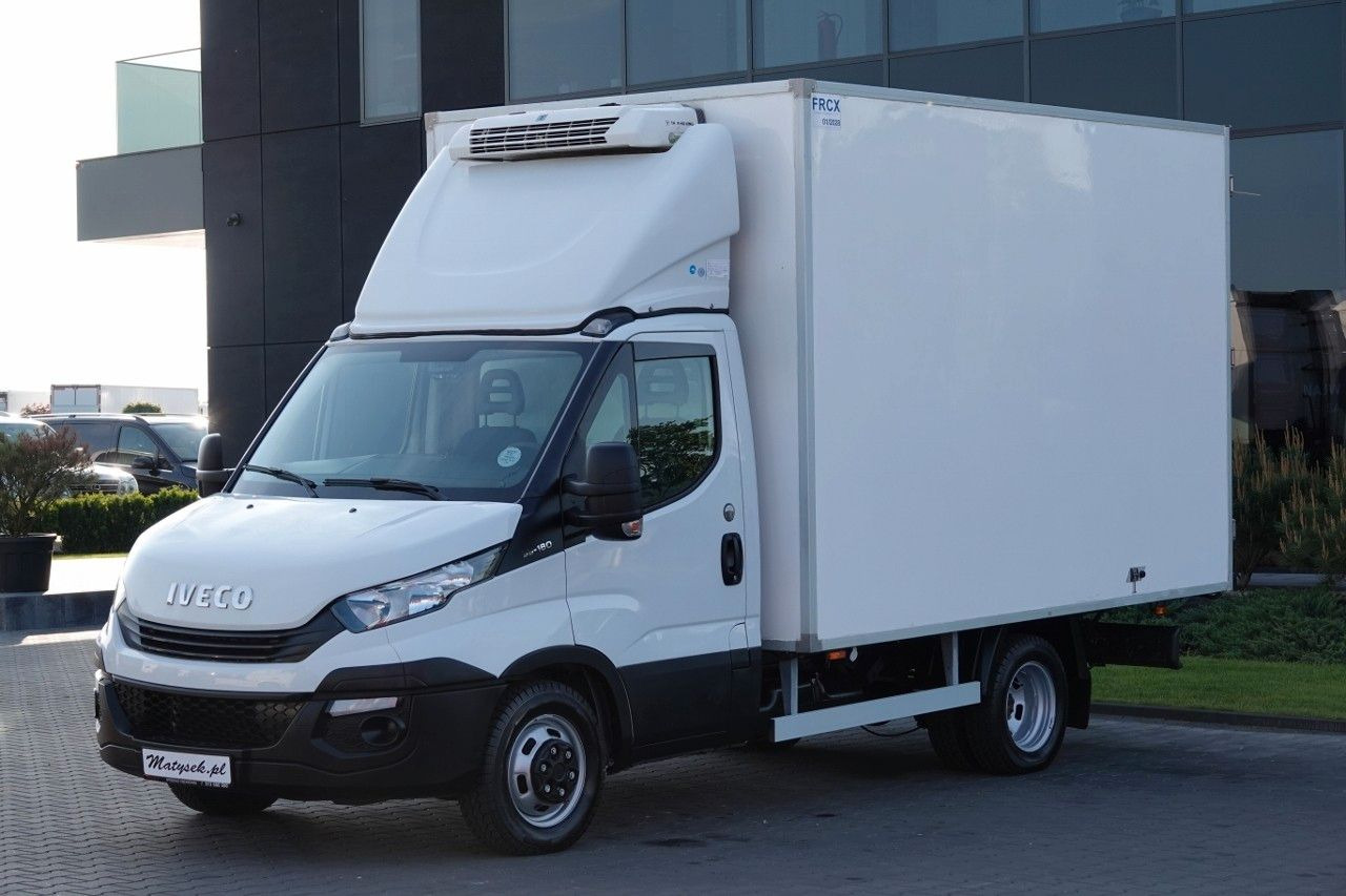 Iveco DAILY / 3.0D -180KM / CHŁODNIA / HAKÓWKA / AGRE - Фургон-рефрижератор: фото 3 Iveco DAILY / 3.0D -180KM / CHŁODNIA / HAKÓWKA / AGRE - Фургон-рефрижератор: фото 3