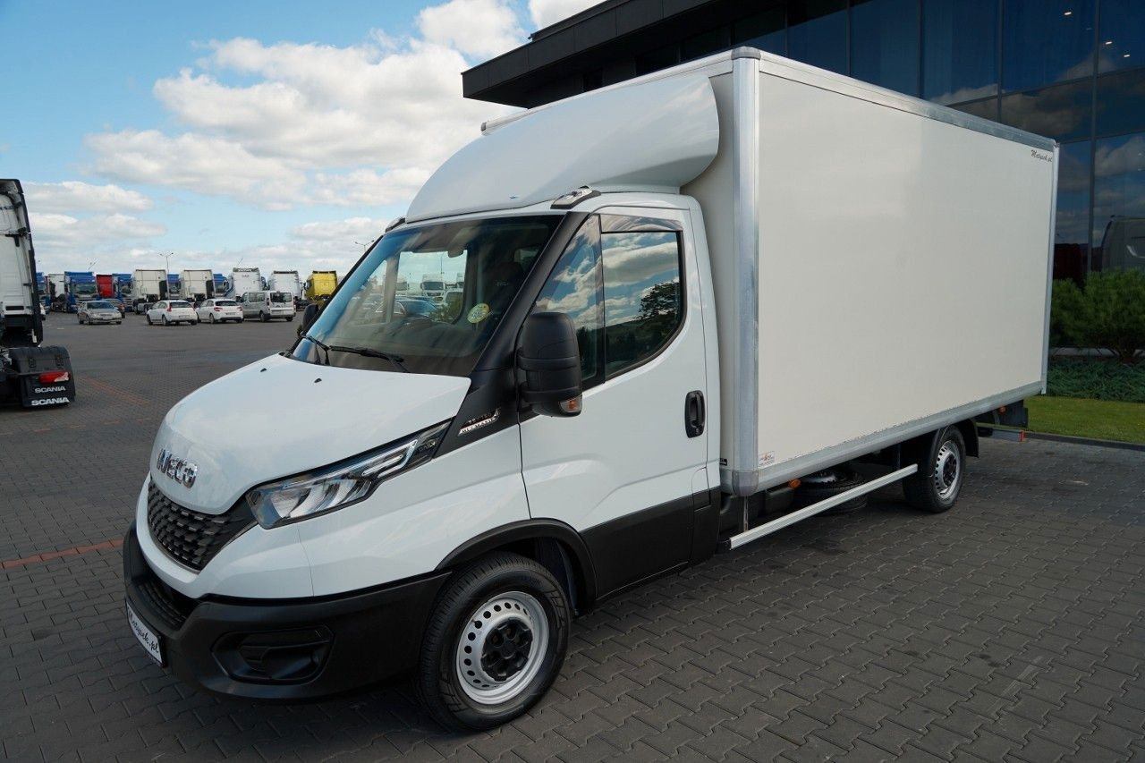 Iveco DAILY 35-180 / KONTENER - FIRANKA / AUTOMAT / WI - Фургон-рефрижератор: фото 2 Iveco DAILY 35-180 / KONTENER - FIRANKA / AUTOMAT / WI - Фургон-рефрижератор: фото 2