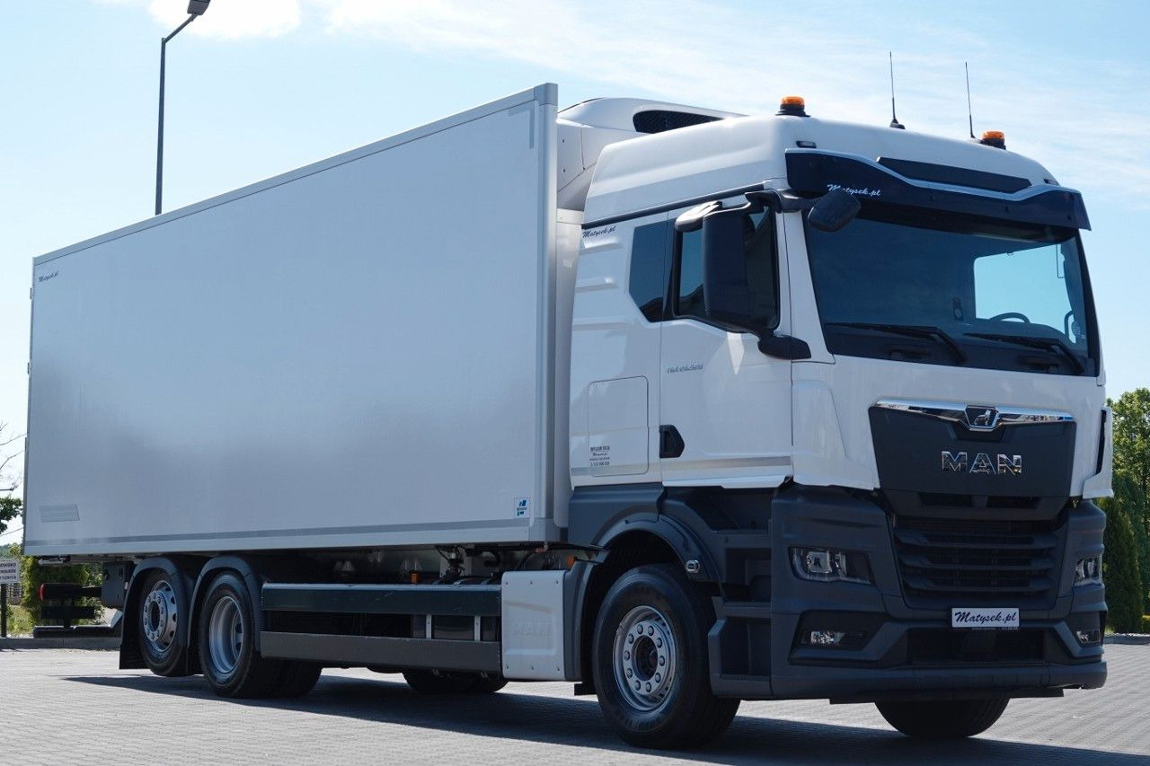 MAN TGX 26.520 / 6x2 / CHŁODNIA -8,6 M / AGREGAT THE - Вантажівка з закритим кузовом: фото 1 MAN TGX 26.520 / 6x2 / CHŁODNIA -8,6 M / AGREGAT THE - Вантажівка з закритим кузовом: фото 1