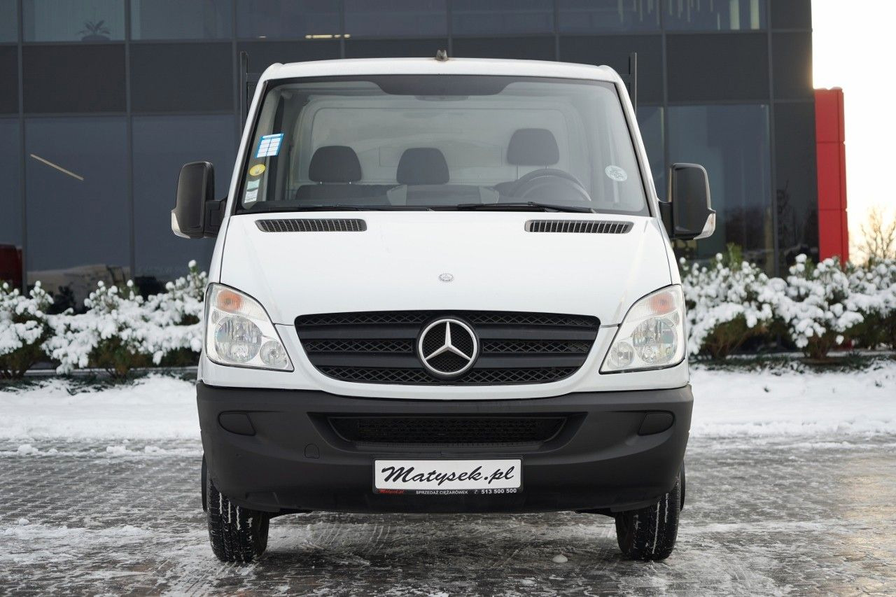 Mercedes-Benz SPRINTER 513 CDI / SKRZYNIOWY 4.4 m / MANUAL / - Фургон з закритим кузовом: фото 2 Mercedes-Benz SPRINTER 513 CDI / SKRZYNIOWY 4.4 m / MANUAL / - Фургон з закритим кузовом: фото 2