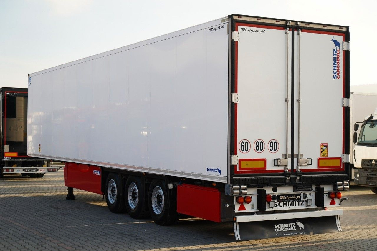 Schmitz Cargobull CHŁODNIA / CARRIER VECTOR 1550 / 2x OŚ PODNOSZO - Рефрижератор напівпричіп: фото 4 Schmitz Cargobull CHŁODNIA / CARRIER VECTOR 1550 / 2x OŚ PODNOSZO - Рефрижератор напівпричіп: фото 4