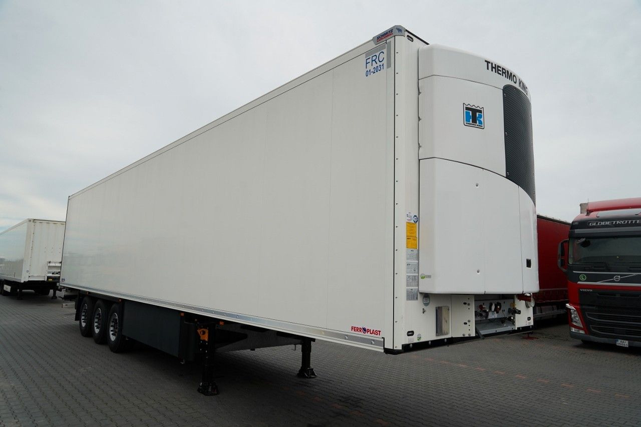 Schmitz Cargobull / CHŁODNIA / THERMO KING SLX 300 / DOPPELSTOCK / - Рефрижератор напівпричіп: фото 2 Schmitz Cargobull / CHŁODNIA / THERMO KING SLX 300 / DOPPELSTOCK / - Рефрижератор напівпричіп: фото 2