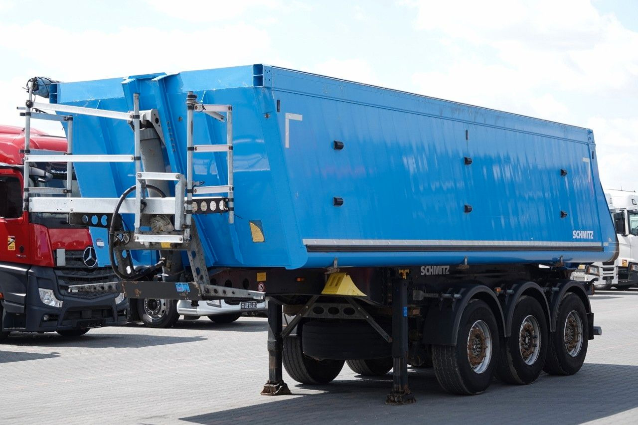 Schmitz Cargobull WYWROTKA 28 M3 / ALUMINIOWA / OŚ PODNOSZONA - Самоскид напівпричіп: фото 3 Schmitz Cargobull WYWROTKA 28 M3 / ALUMINIOWA / OŚ PODNOSZONA - Самоскид напівпричіп: фото 3