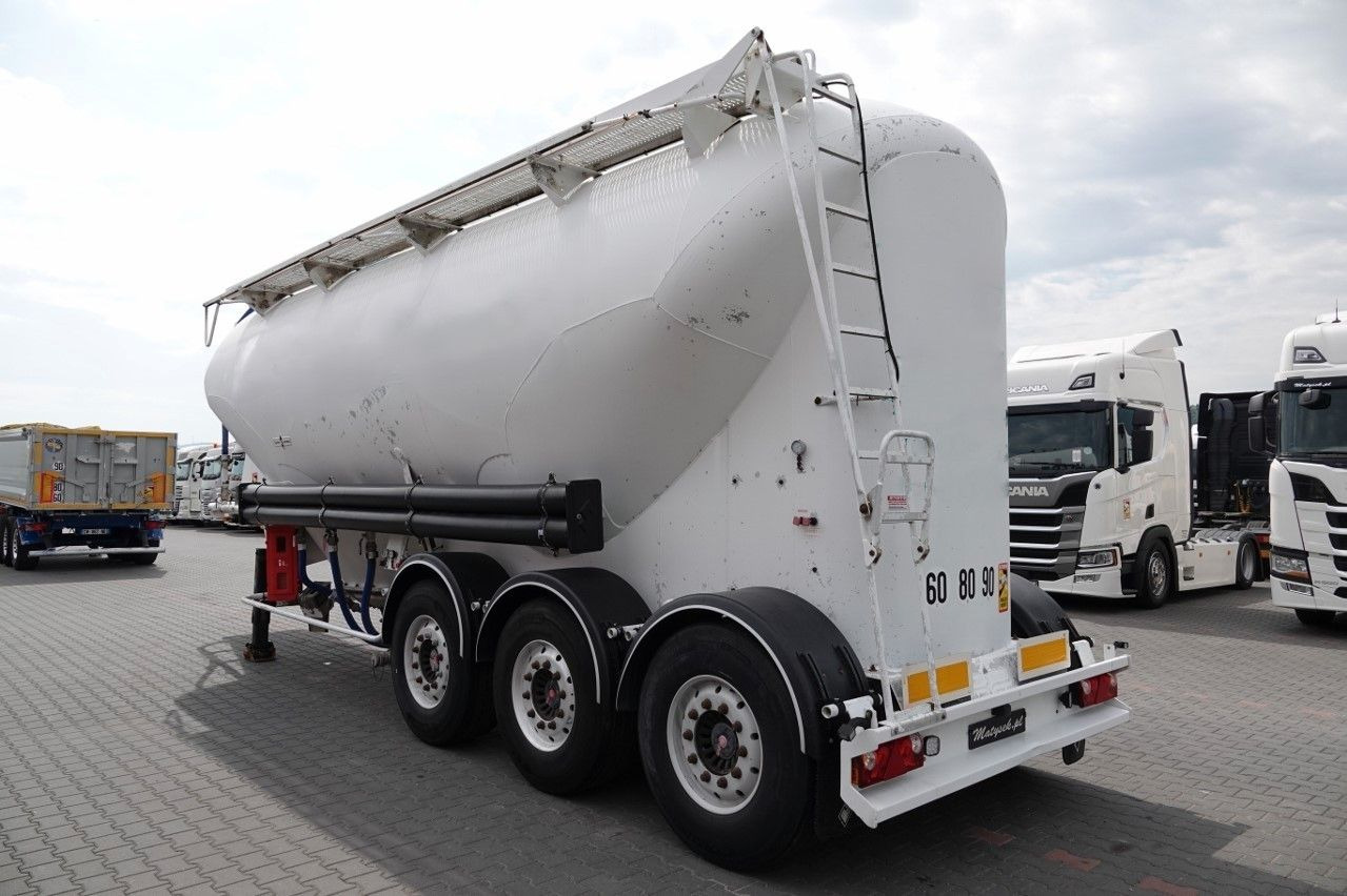 Spitzer CEMENTONACZEPA / 37 000 L / SILOS / 3 KOMORY - Напівпричіп цистерна для сипучих вантажів: фото 5 Spitzer CEMENTONACZEPA / 37 000 L / SILOS / 3 KOMORY - Напівпричіп цистерна для сипучих вантажів: фото 5