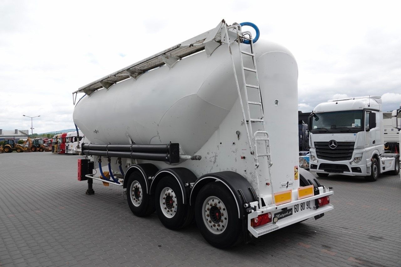 Spitzer CEMENTONACZEPA / 37 000 L / SILOS / 3 KOMORY - Напівпричіп цистерна для сипучих вантажів: фото 4 Spitzer CEMENTONACZEPA / 37 000 L / SILOS / 3 KOMORY - Напівпричіп цистерна для сипучих вантажів: фото 4