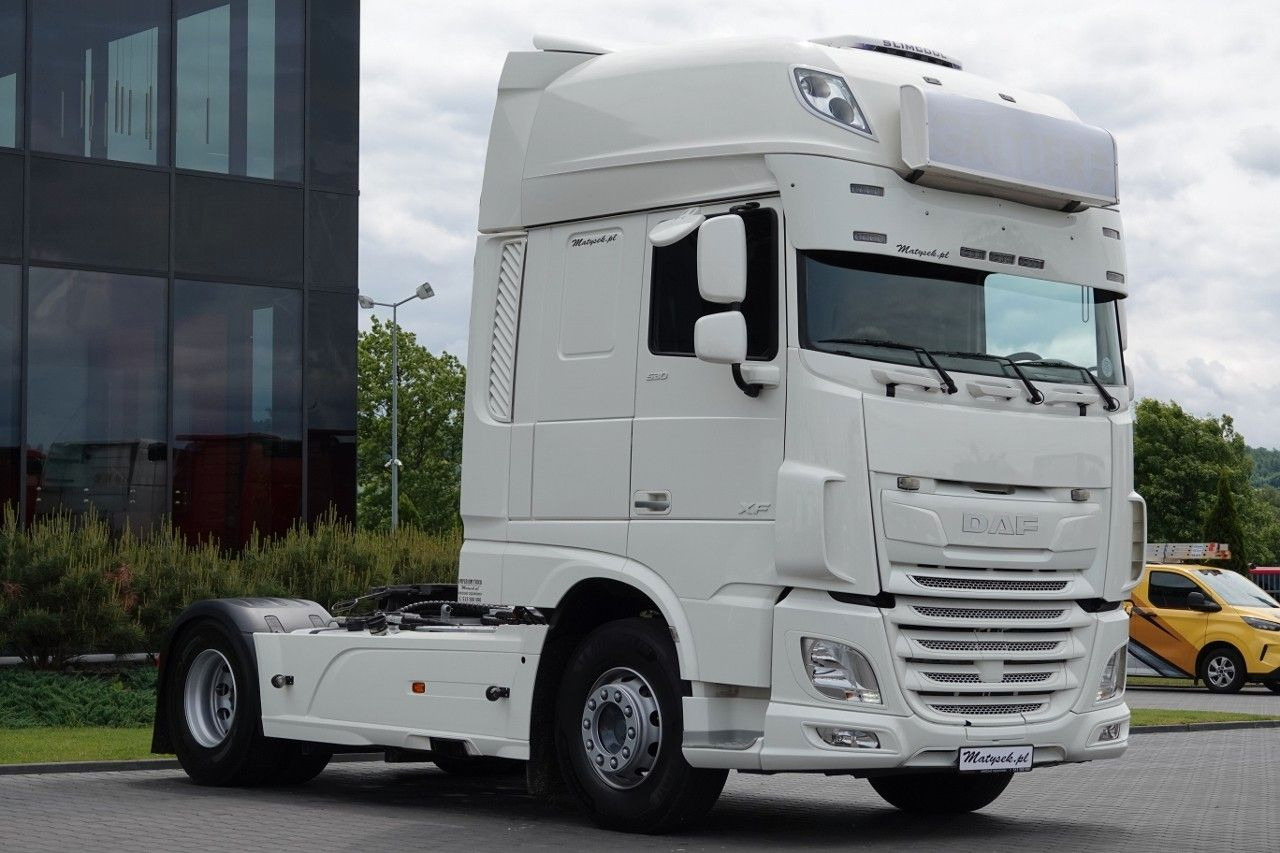 DAF XF 530 / HYDRAULIKA / I-PARK COOL / SSC / PO KO - Тягач: фото 2 DAF XF 530 / HYDRAULIKA / I-PARK COOL / SSC / PO KO - Тягач: фото 2