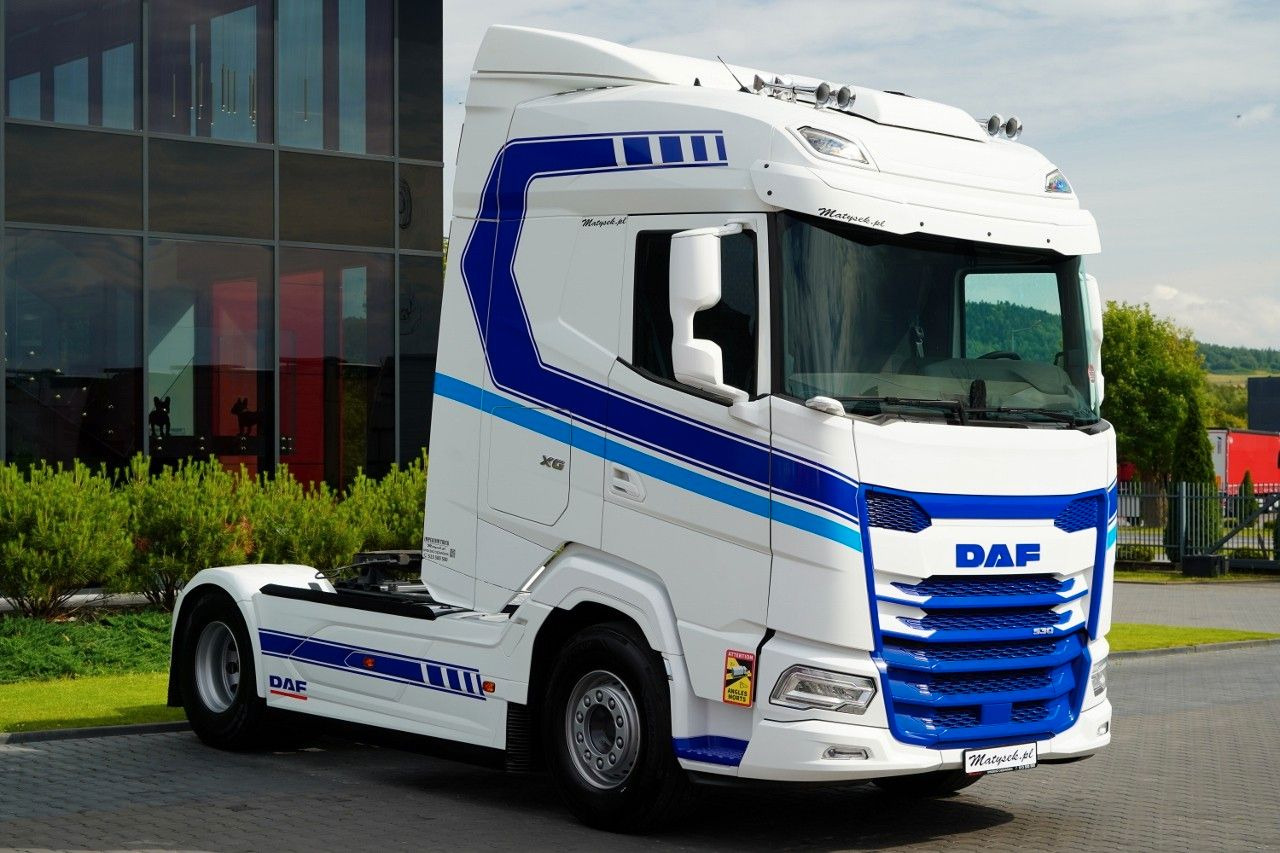 DAF XG 530 / RETARDER / FULL AIRMATIC / I-PARK COOL - Тягач: фото 2 DAF XG 530 / RETARDER / FULL AIRMATIC / I-PARK COOL - Тягач: фото 2