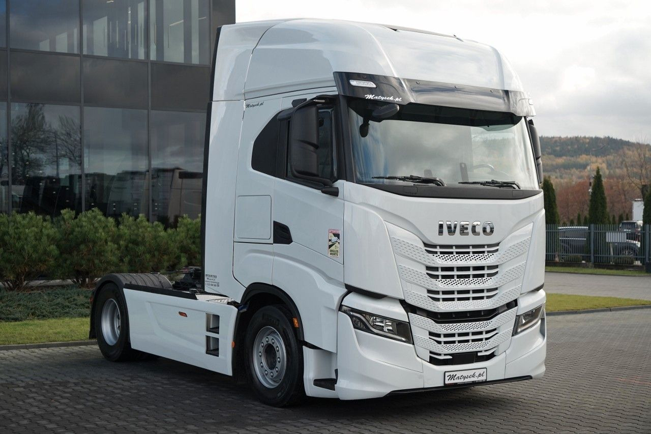 Iveco S-WAY / 510 / RETARDER / I-PARK COOL - Тягач: фото 4 Iveco S-WAY / 510 / RETARDER / I-PARK COOL - Тягач: фото 4