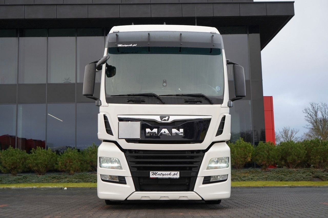 MAN TGX 18.470 / LOW DECK / MEGA / REGULOWANE SIODŁO - Тягач: фото 3 MAN TGX 18.470 / LOW DECK / MEGA / REGULOWANE SIODŁO - Тягач: фото 3