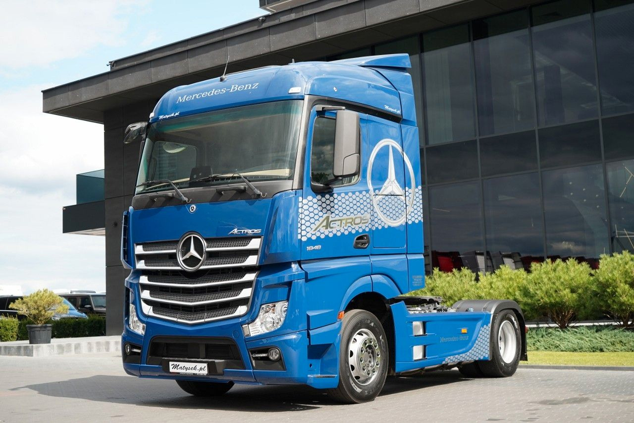 Mercedes-Benz ACTROS 1848 / STREAM SPACE / SALONKA / FLEETBOAR - Тягач: фото 3 Mercedes-Benz ACTROS 1848 / STREAM SPACE / SALONKA / FLEETBOAR - Тягач: фото 3