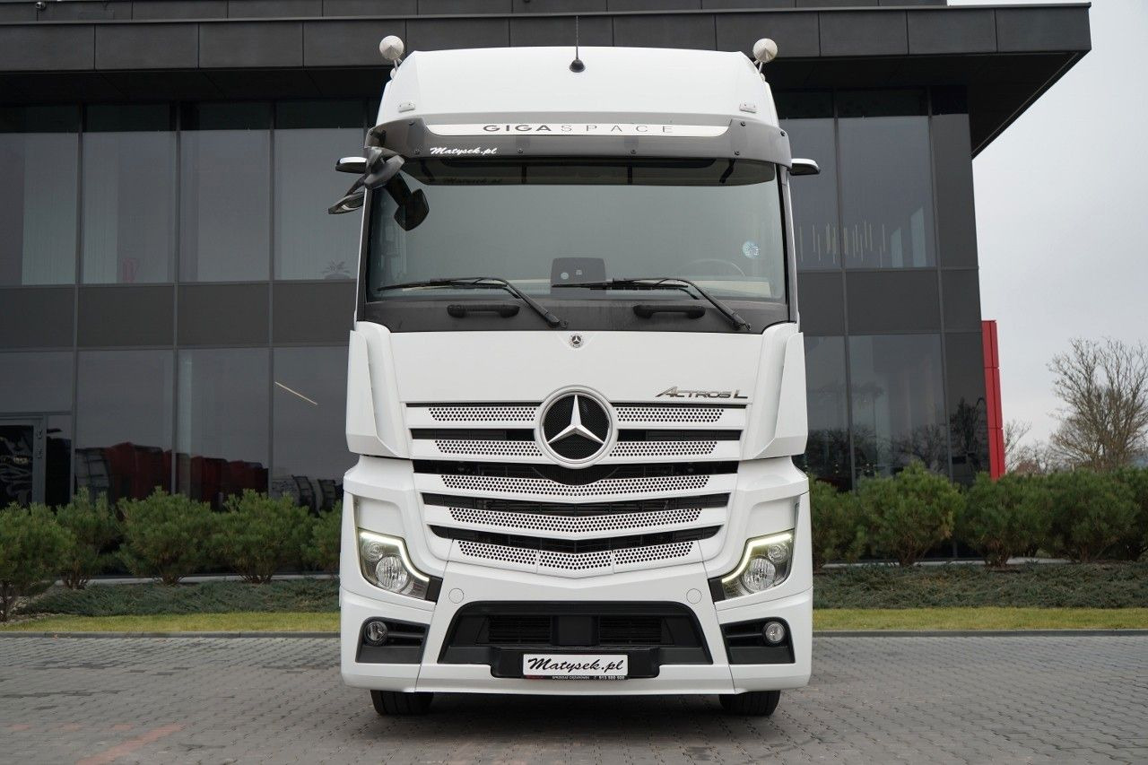 Mercedes-Benz ACTROS 1851 / RETARDER / GIGA SPACE / EURO 6 / - Тягач: фото 3 Mercedes-Benz ACTROS 1851 / RETARDER / GIGA SPACE / EURO 6 / - Тягач: фото 3