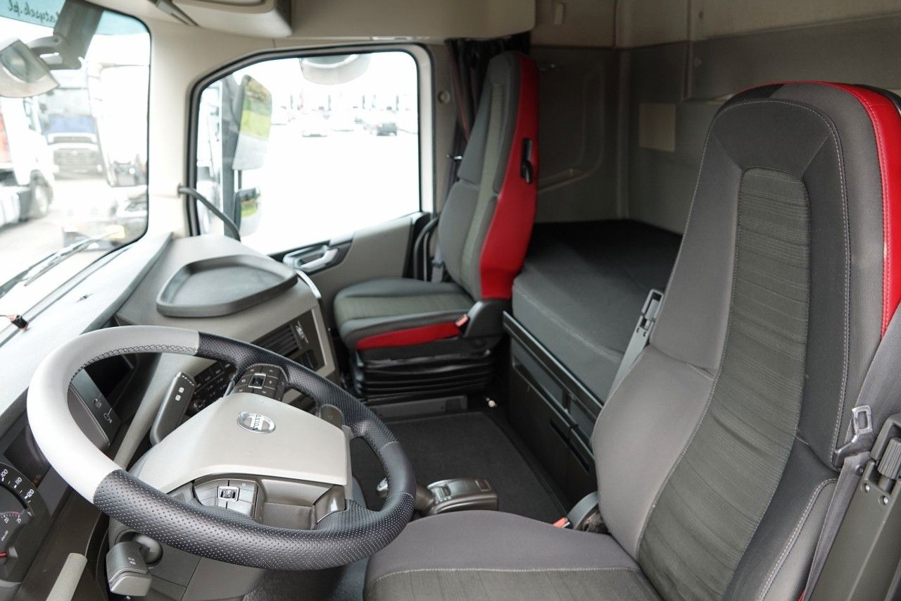 Тягач Volvo FH 500 / I-PARK COOL / OPONY 100 % / PO KONTRAK: фото 12