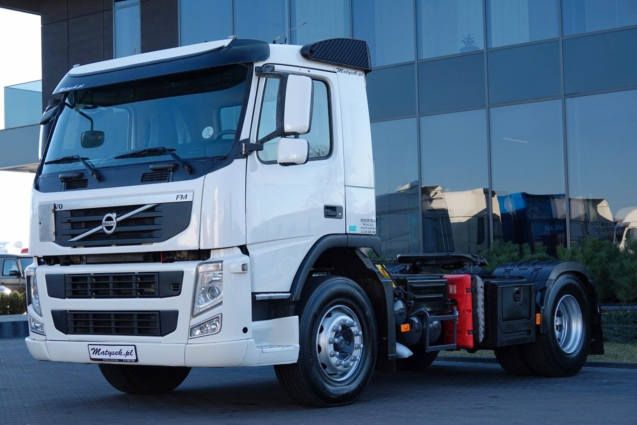 Volvo FM 380 / PEŁNY ADR / DZIENNA NISKA KABINA / EURO - Тягач: фото 1 Volvo FM 380 / PEŁNY ADR / DZIENNA NISKA KABINA / EURO - Тягач: фото 1