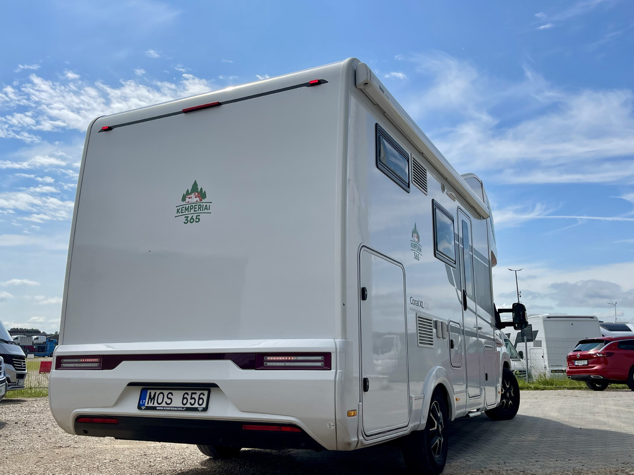 ADRIA - Альковний автобудинок: фото 3 ADRIA - Альковний автобудинок: фото 3