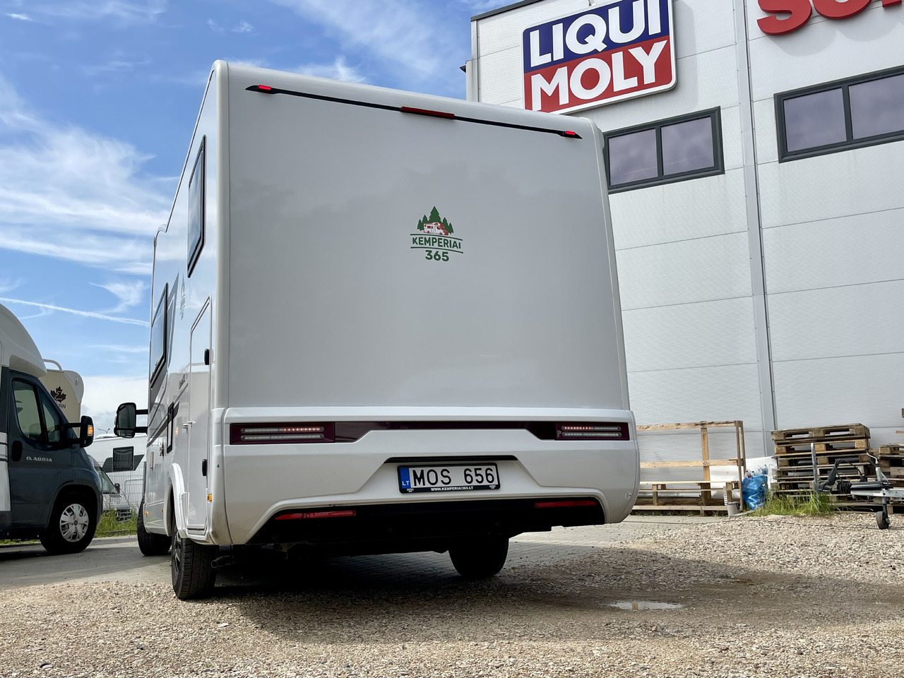 ADRIA - Альковний автобудинок: фото 4 ADRIA - Альковний автобудинок: фото 4