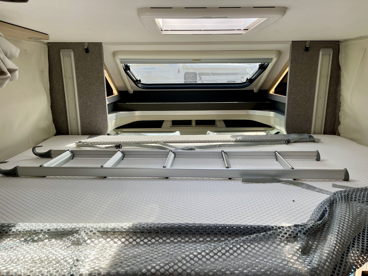 Напівінтегрований автобудинок DETHLEFFS Just Go T7055 EB: фото 15