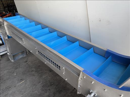 NNP Flighted elevator conveyor - Конвеєр: фото 3 NNP Flighted elevator conveyor - Конвеєр: фото 3