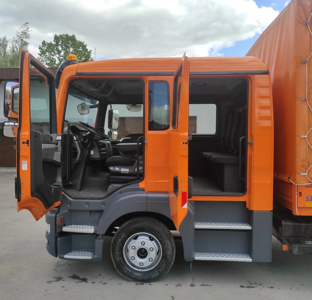 MAN TGL 8.180 DOKA / 6 OSOBOWY /BUTRO-PLANDEKA / - Тентована вантажівка: фото 5 MAN TGL 8.180 DOKA / 6 OSOBOWY /BUTRO-PLANDEKA / - Тентована вантажівка: фото 5