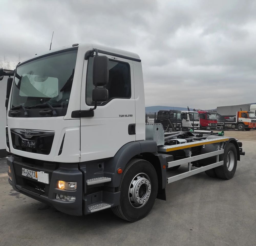 MAN TGM 18.290 - Гаковий мультиліфт вантажівка: фото 5 MAN TGM 18.290 - Гаковий мультиліфт вантажівка: фото 5