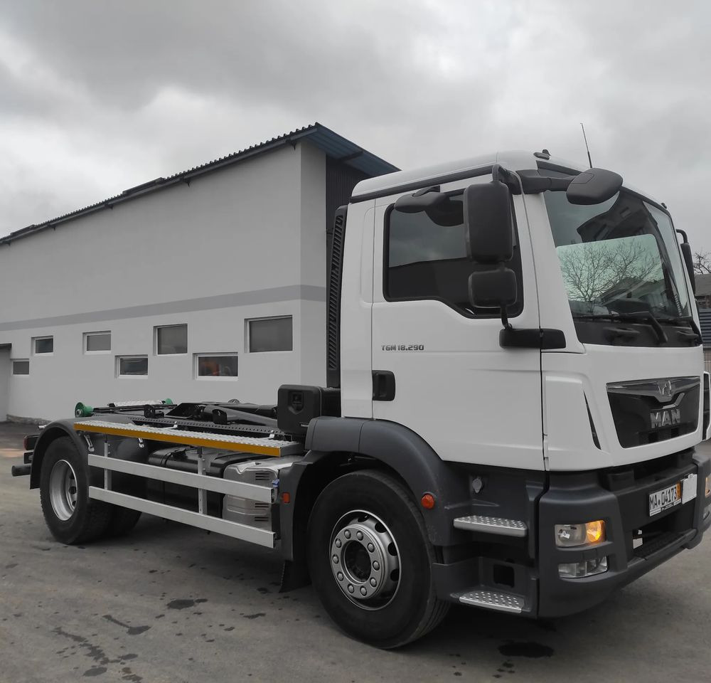 MAN TGM 18.290 - Гаковий мультиліфт вантажівка: фото 4 MAN TGM 18.290 - Гаковий мультиліфт вантажівка: фото 4