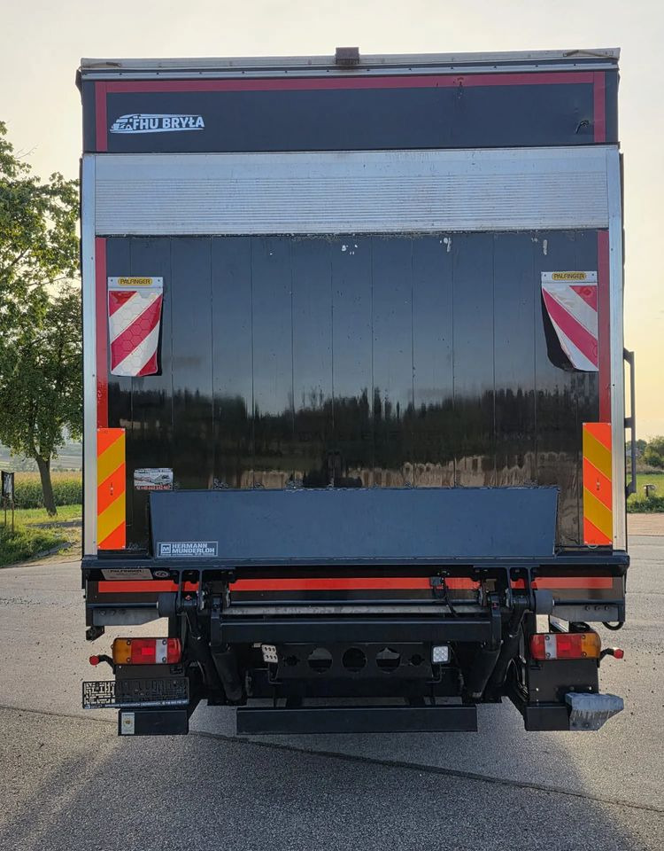 Тентована вантажівка MAN TGM 12.290 / 15.290 / E6/ FIRANKA /BOCZNE DRZWI / BURTO-FIRANKA / 18PALET / WINDA / NISKI PRZEBIEG / 2018/ CAŁY NA PODUSZKACH / SERWISOWANY: фото 6