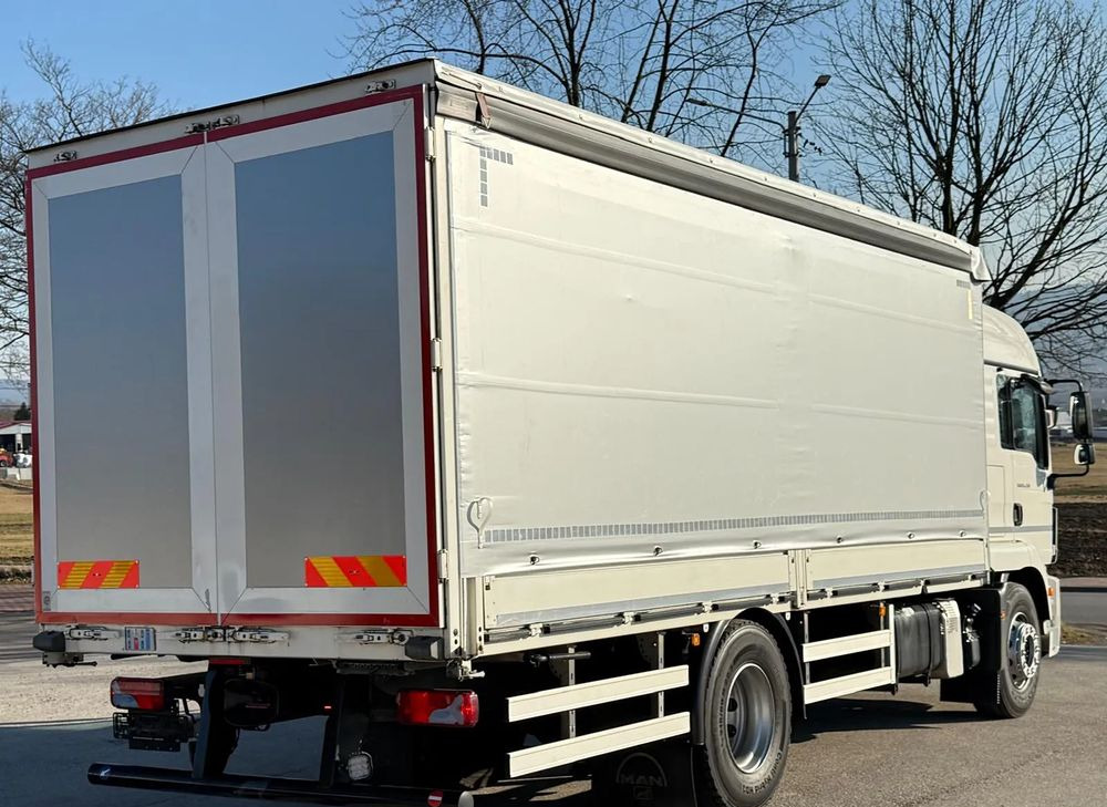 MAN TGM 15.290/E6/FIRANKA/BURTO-FIRANKA/SZKOŁA JAZDY/MAŁY ROZSTAW OSI/16PALET/WINDA/NISKI PRZEBIEG/2019/SERWISOWANY/JAK NOWY - Тентована вантажівка: фото 5 MAN TGM 15.290/E6/FIRANKA/BURTO-FIRANKA/SZKOŁA JAZDY/MAŁY ROZSTAW OSI/16PALET/WINDA/NISKI PRZEBIEG/2019/SERWISOWANY/JAK NOWY - Тентована вантажівка: фото 5