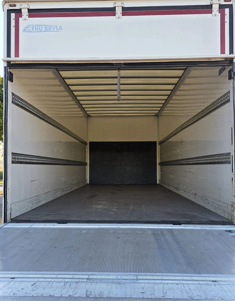 Вантажівка з закритим кузовом MAN TGM 15.290 / TGL / KONTENER / IZOTERMA / WINDA / KLIMA POSTOJOWA / 2019R / EURO 6 / PEŁEN SERWIS / 8200KG ŁADOWNOŚĆ / SPROWADZONY / ZADBANY / JAK NOWY / KSIĄŻKA SERWISOWA / E6 / 18 PALET: фото 12 Вантажівка з закритим кузовом MAN TGM 15.290 / TGL / KONTENER / IZOTERMA / WINDA / KLIMA POSTOJOWA / 2019R / EURO 6 / PEŁEN SERWIS / 8200KG ŁADOWNOŚĆ / SPROWADZONY / ZADBANY / JAK NOWY / KSIĄŻKA SERWISOWA / E6 / 18 PALET: фото 12