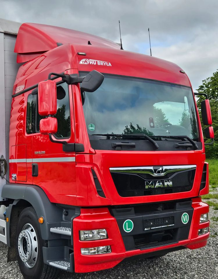 MAN TGM 18.290/15.290/E6/21PALET/9400 ŁADOWNOŚĆ/SERWISOWANY/NISKI PRZEBIEG/WINDA/FIRANKA/SPROWADZONY/2019/NISKI PRZEBIEG/PIERWSZY WŁAŚCICIEL/ - Тентована вантажівка: фото 5 MAN TGM 18.290/15.290/E6/21PALET/9400 ŁADOWNOŚĆ/SERWISOWANY/NISKI PRZEBIEG/WINDA/FIRANKA/SPROWADZONY/2019/NISKI PRZEBIEG/PIERWSZY WŁAŚCICIEL/ - Тентована вантажівка: фото 5