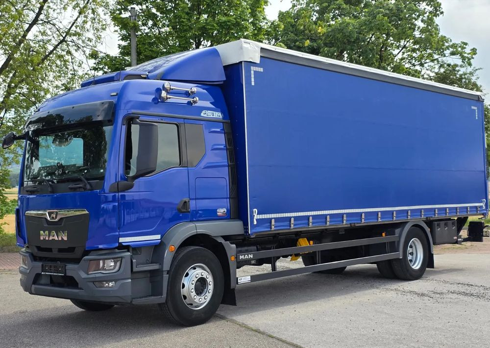 MAN TGM 18.320 / 18.290 / NOWY MODEL / E6 / 20PALET / 9200 ŁADOWNOŚĆ / SERWISOWANY / NISKI PRZEBIEG / WINDA / FIRANKA / SPROWADZONY / 2021 / NISKI PRZEBIEG /PIERWSZY WŁAŚCICIEL/ - Тентована вантажівка: фото 2 MAN TGM 18.320 / 18.290 / NOWY MODEL / E6 / 20PALET / 9200 ŁADOWNOŚĆ / SERWISOWANY / NISKI PRZEBIEG / WINDA / FIRANKA / SPROWADZONY / 2021 / NISKI PRZEBIEG /PIERWSZY WŁAŚCICIEL/ - Тентована вантажівка: фото 2