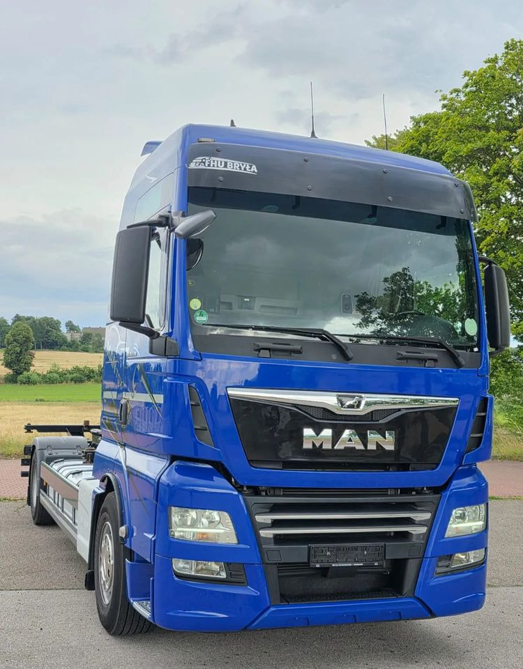 MAN TGX 18.430 / SPROWADZONY / DO ŻYWCA / 2020 / KLIMA POSTOJOWA / SERWISOWANY / JAK NOWY / NISKI PRZEBIEG / RAMA / BDF / E6 - Вантажівка шасі: фото 2 MAN TGX 18.430 / SPROWADZONY / DO ŻYWCA / 2020 / KLIMA POSTOJOWA / SERWISOWANY / JAK NOWY / NISKI PRZEBIEG / RAMA / BDF / E6 - Вантажівка шасі: фото 2