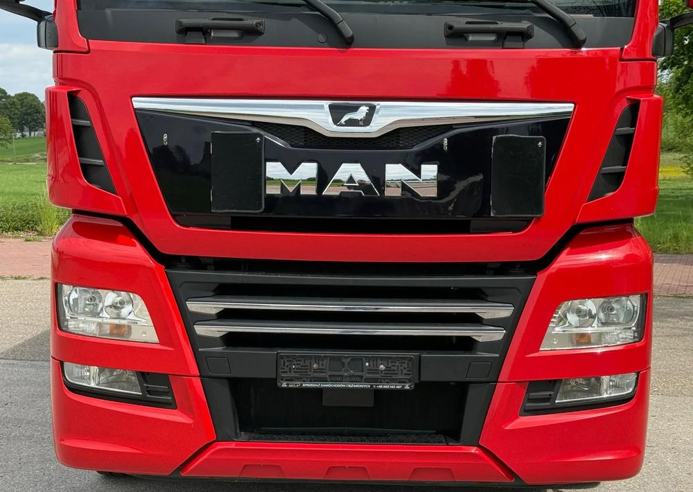 MAN TGX 26.500 / LIFT / 6X2 / KLIMA POSTOJOWA / 18PALET / E6 / FIRANKA / 18 TON ŁADOWNOŚĆ / WINDA / NISKI PRZEBIEG / JEDEN WŁAŚCICIEL / PODWIESZANA OŚ - Тентована вантажівка: фото 3 MAN TGX 26.500 / LIFT / 6X2 / KLIMA POSTOJOWA / 18PALET / E6 / FIRANKA / 18 TON ŁADOWNOŚĆ / WINDA / NISKI PRZEBIEG / JEDEN WŁAŚCICIEL / PODWIESZANA OŚ - Тентована вантажівка: фото 3