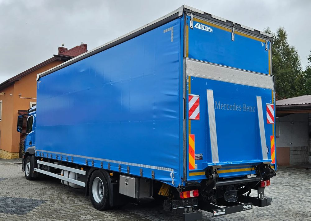 Mercedes-Benz ACTROS 1835 / FIRANKA / WINDA / 19 EUROPALET / AUTOMAT / Z NIEMIEC / 2016/DUŻA ŁADOWNOŚĆ - Тентована вантажівка: фото 5 Mercedes-Benz ACTROS 1835 / FIRANKA / WINDA / 19 EUROPALET / AUTOMAT / Z NIEMIEC / 2016/DUŻA ŁADOWNOŚĆ - Тентована вантажівка: фото 5