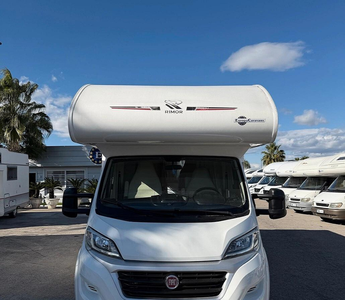 Rimor SEAL 3 - Альковний автобудинок: фото 1 Rimor SEAL 3 - Альковний автобудинок: фото 1