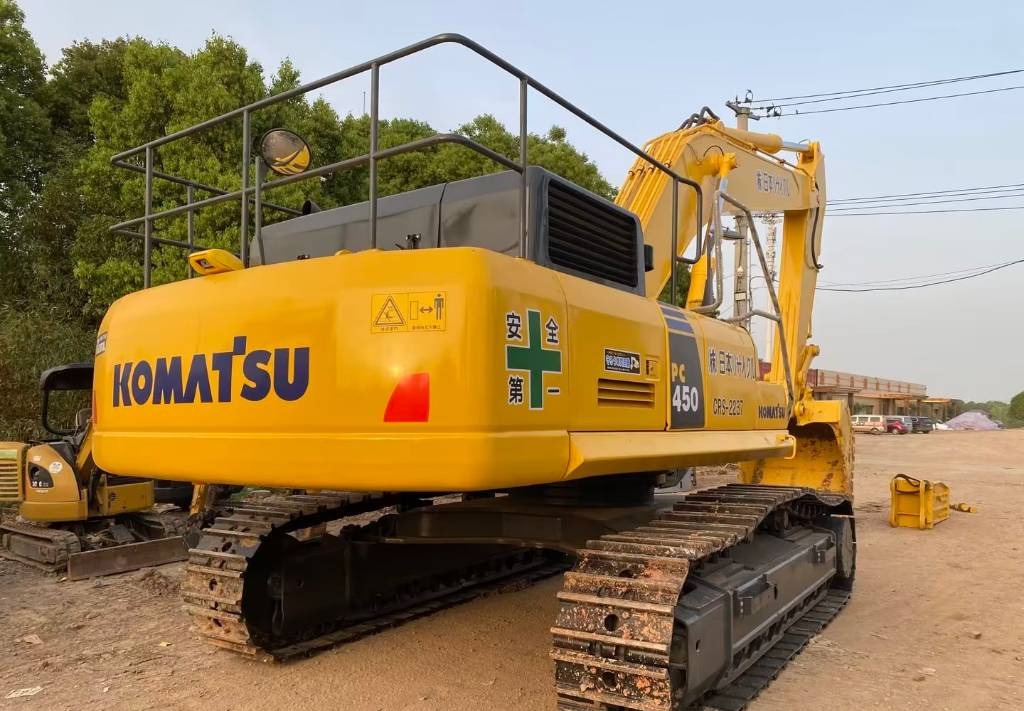 KOMATSU PC 450-8 - Гусеничний екскаватор: фото 3 KOMATSU PC 450-8 - Гусеничний екскаватор: фото 3